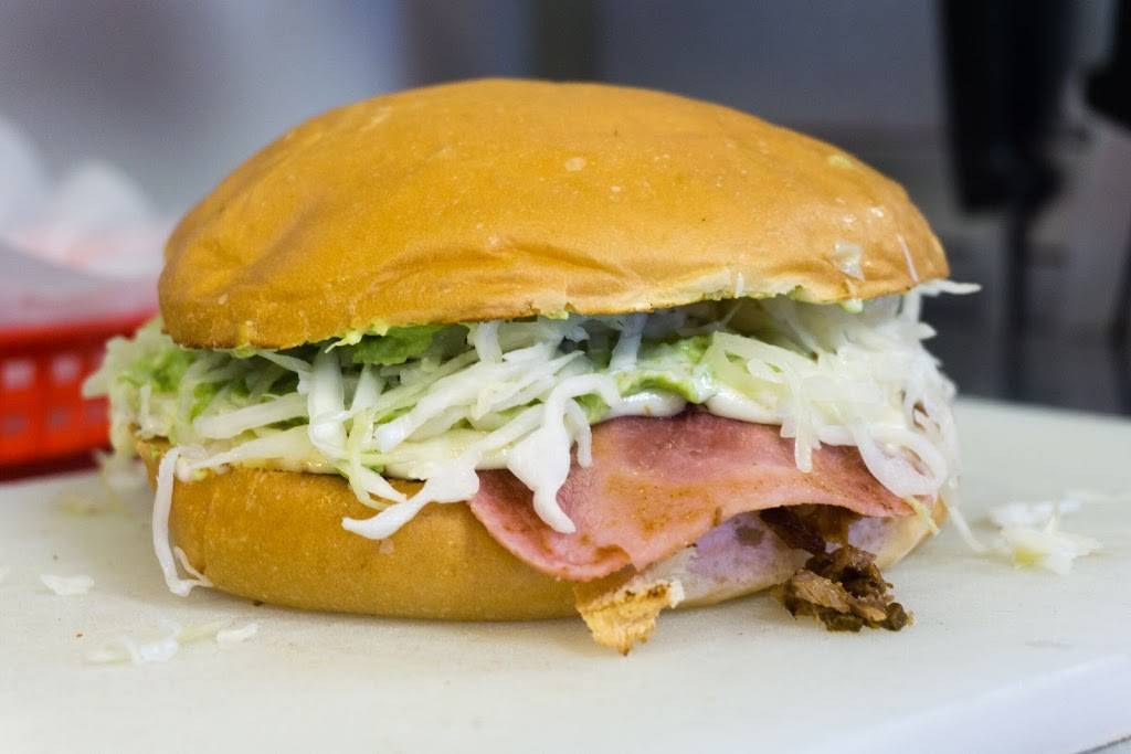 Tortas El Buen Gusto | 1301 W Seminary Dr, Fort Worth, TX 76115, USA | Phone: (817) 367-9298