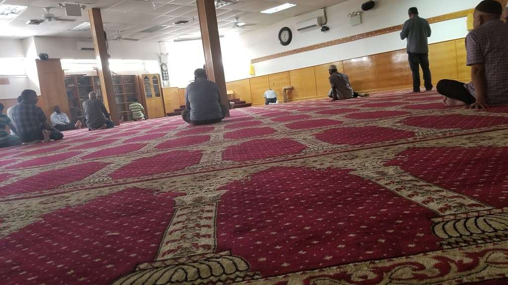 Astoria Islamic Center | 18-22 Astoria Blvd, Astoria, NY 11102, USA | Phone: (718) 267-7409
