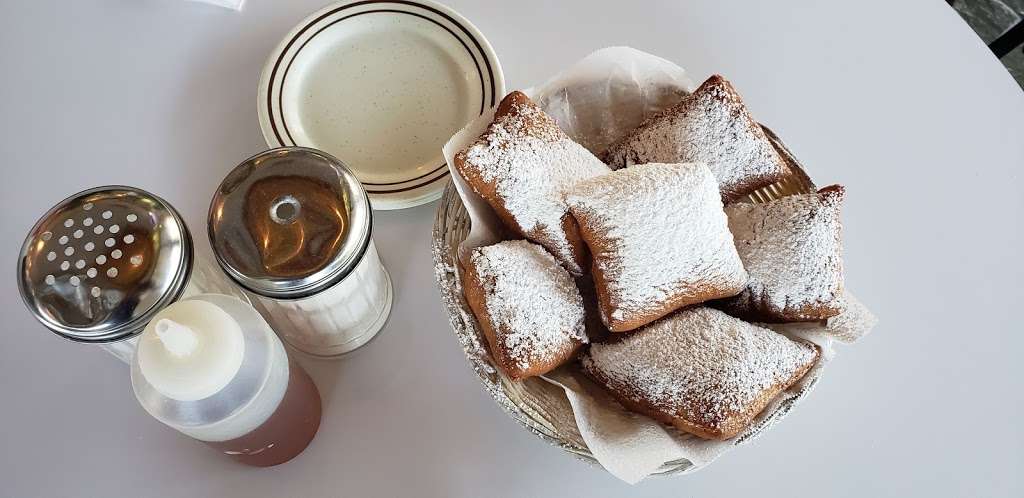 Chez Beignets III | 3701 Hwy 6, Sugar Land, TX 77478 | Phone: (281) 903-7585