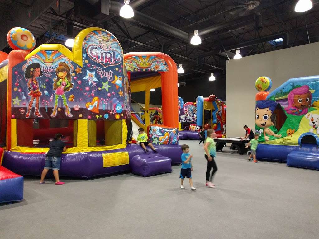 Bouncy World Indoor Bounce Playland | 225 N Stephanie St, Henderson, NV 89074, USA | Phone: (702) 489-2727