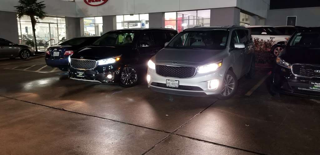 DeMontrond Kia | 14101 North Fwy, Houston, TX 77090, USA | Phone: (281) 607-1973