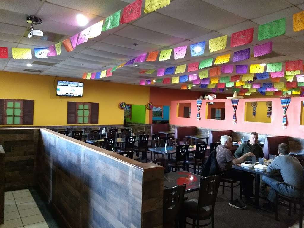 Mi Tierra Mexican Restaurant | 5201N Washington Ave, Racine, WI 53406, USA | Phone: (262) 681-2112