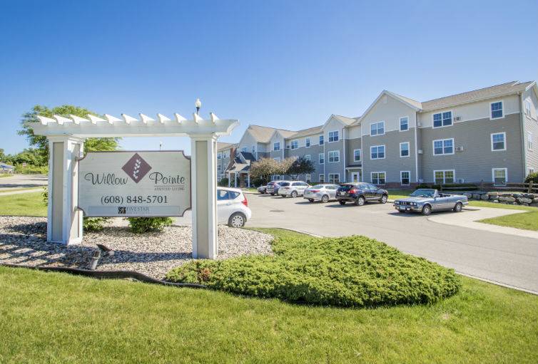 Willow Pointe | 1125 N Edge Trail, Verona, WI 53593, USA | Phone: (608) 848-5701