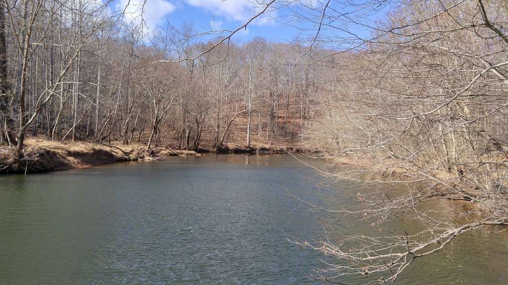 Hemlock Overlook Regional Park | 13220 Yates Ford Rd, Clifton, VA 20124, USA | Phone: (800) 877-0954