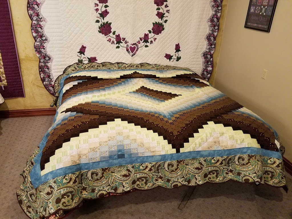 Family Farm Quilts of Intercourse | 3511 W Newport Rd, Ronks, PA 17572, USA | Phone: (717) 768-8375