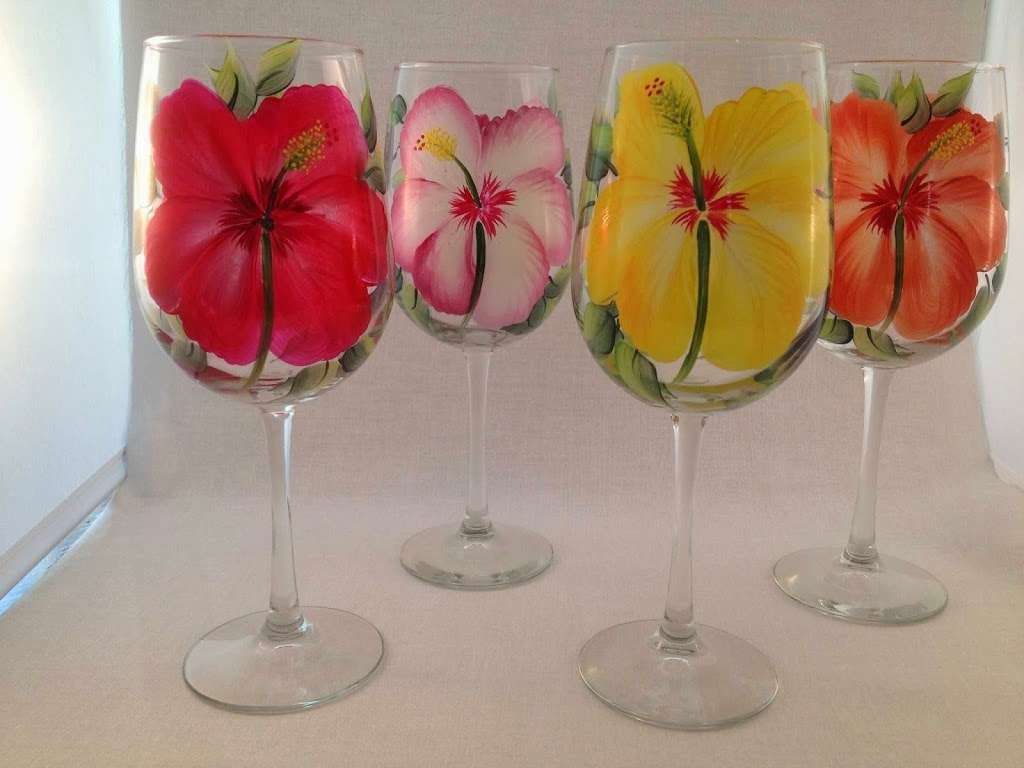 Wineflowers Hand-Painted Glassware | 41 Nathan Ln, Plymouth, MA 02360 | Phone: (508) 743-9827