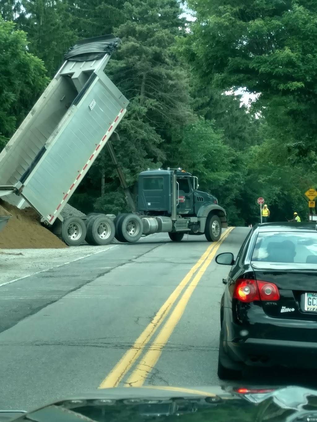 Auto Service Mall | 2522 Brandt School Rd, Wexford, PA 15090, USA | Phone: (724) 935-5011