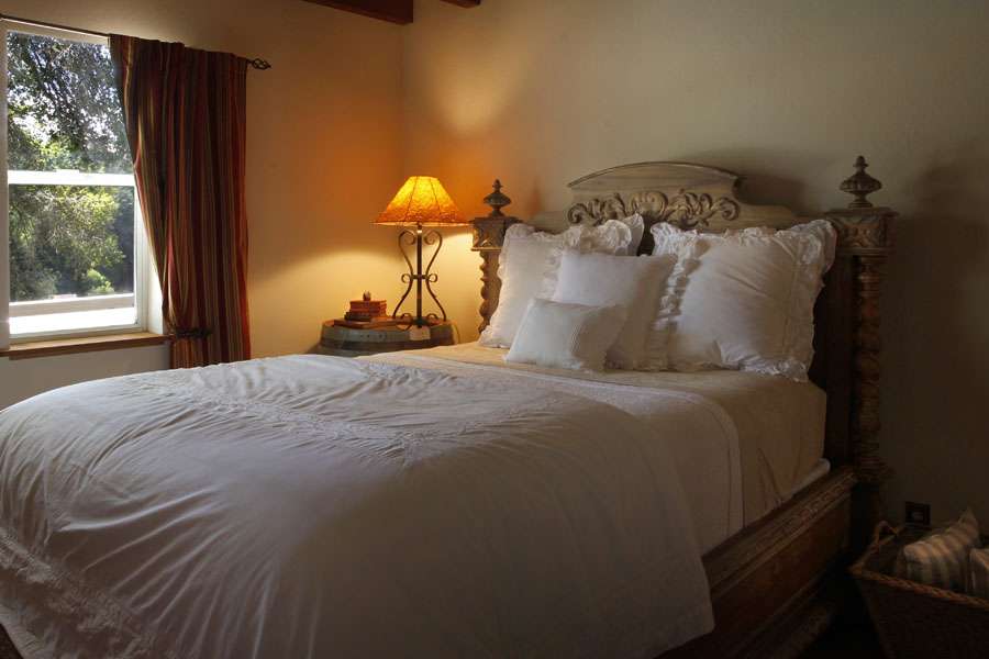 Occidental Guesthouse | 14750 Occidental Rd, Occidental, CA 95465, USA | Phone: (707) 874-3390