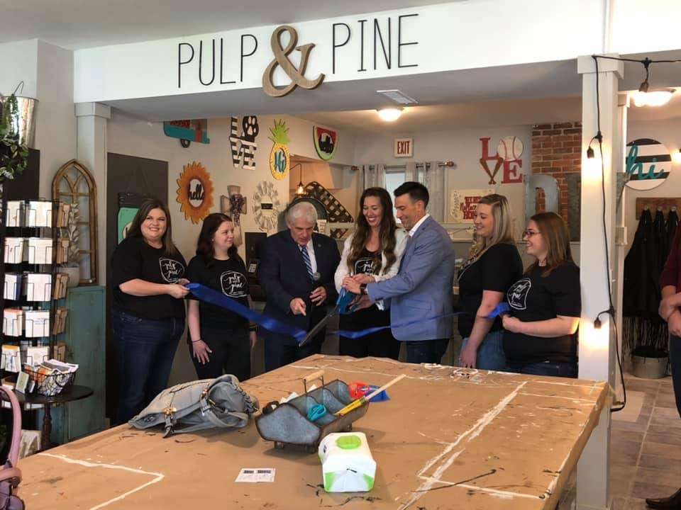 Pulp & Pine DIY Craft Studio & Handmade Market | 303 Alexandria Pike Ste A, Anderson, IN 46012, USA | Phone: (317) 370-1423
