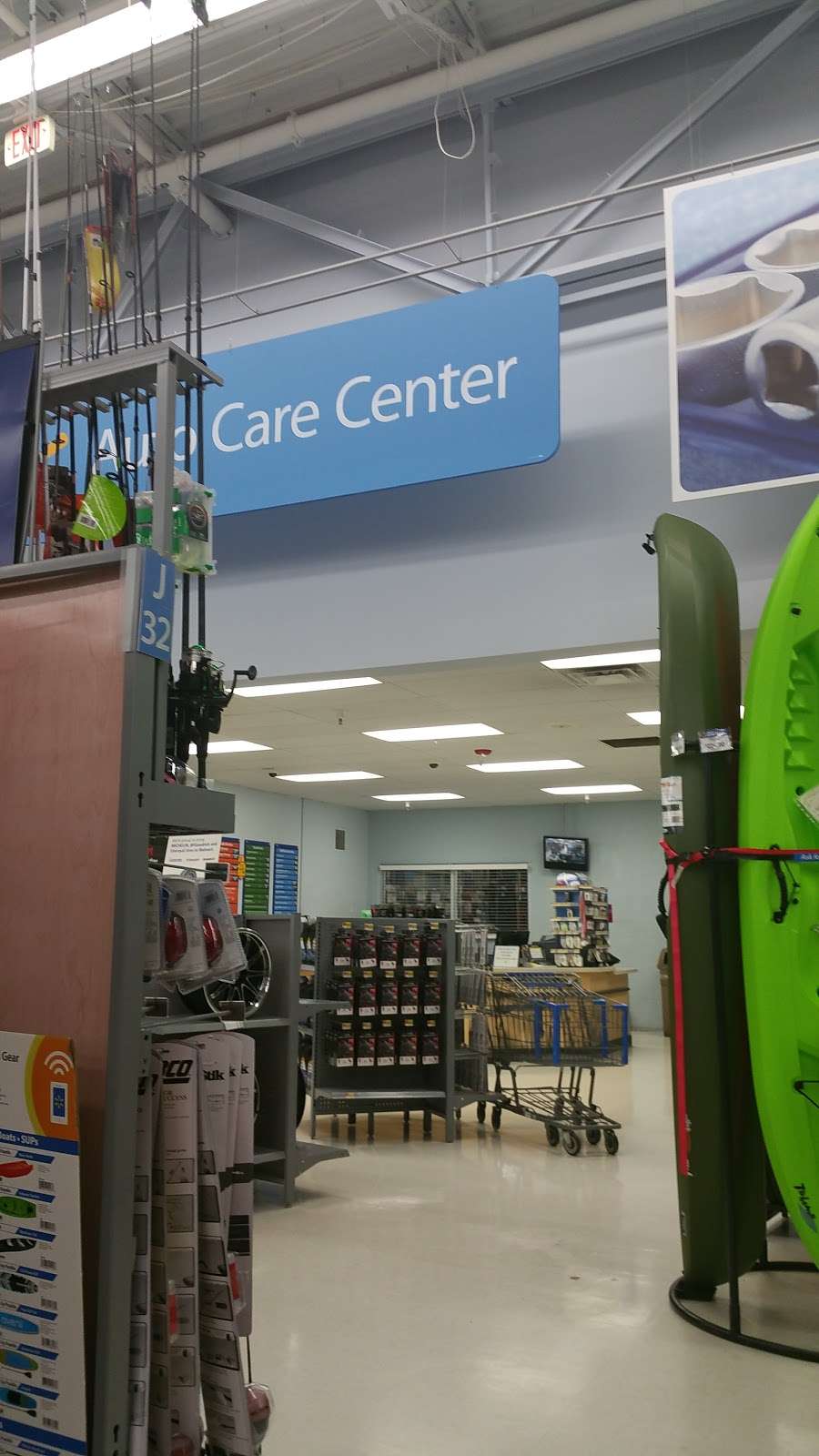 Walmart Auto Care Centers | 45415 Dulles Crossing Plaza, Sterling, VA 20166, USA | Phone: (571) 434-9426