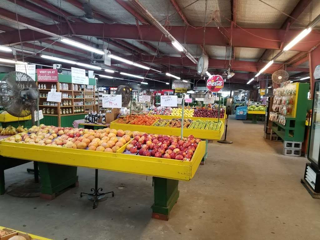 DiIorio Farms & Roadside Market | 750 US-290 BUS, Hempstead, TX 77445 | Phone: (979) 826-2688