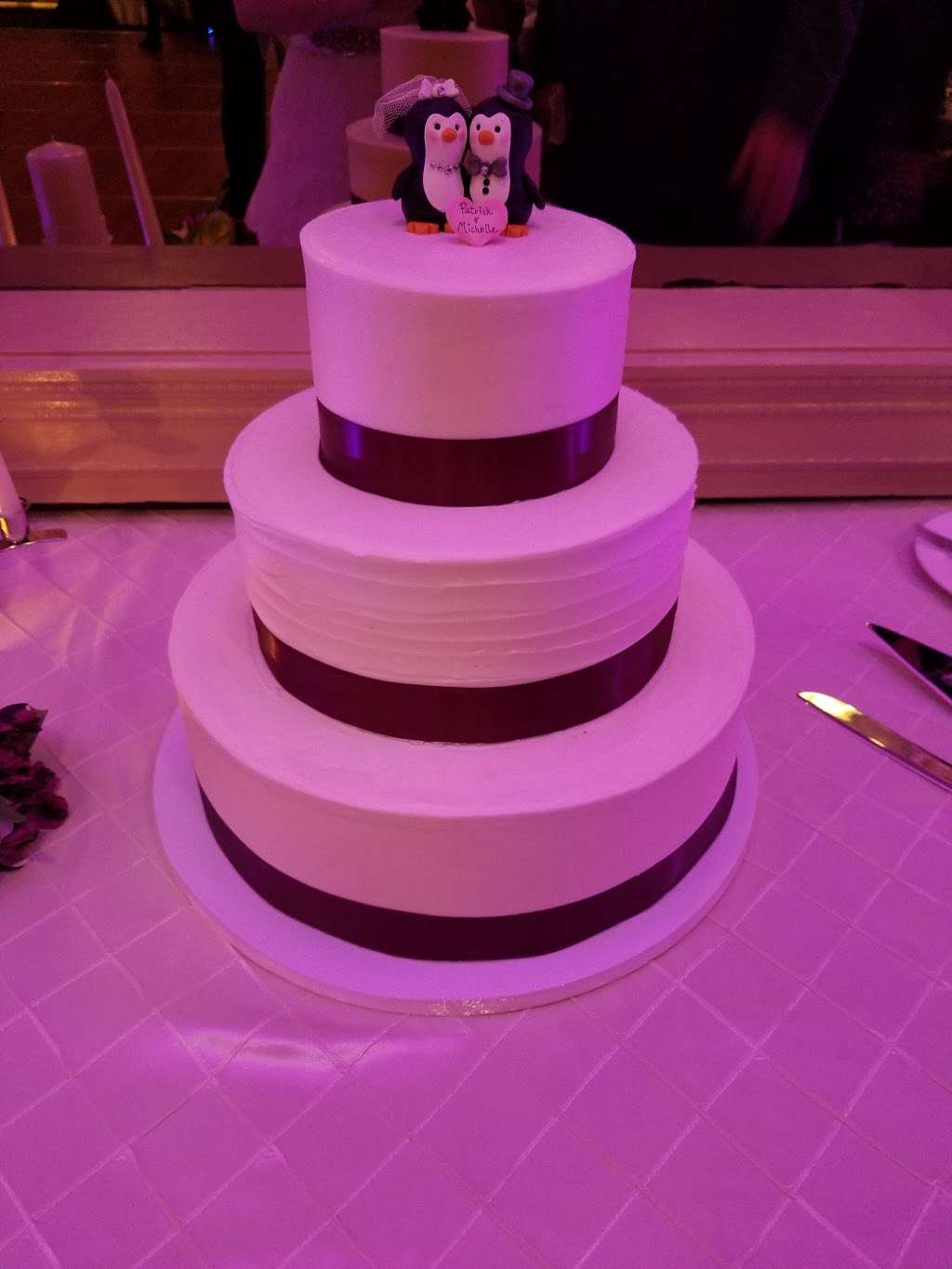 Cozze Cakes, LLC. | 143 S Main St, Nazareth, PA 18064, USA | Phone: (610) 746-9175