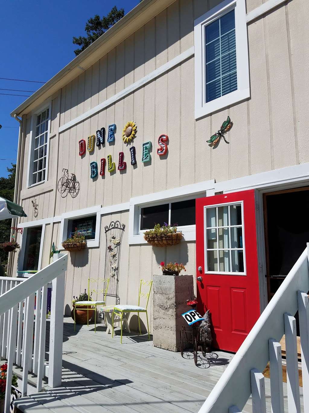 Dune Billies | 201 Center St, Michigan City, IN 46360, USA | Phone: (219) 809-6592