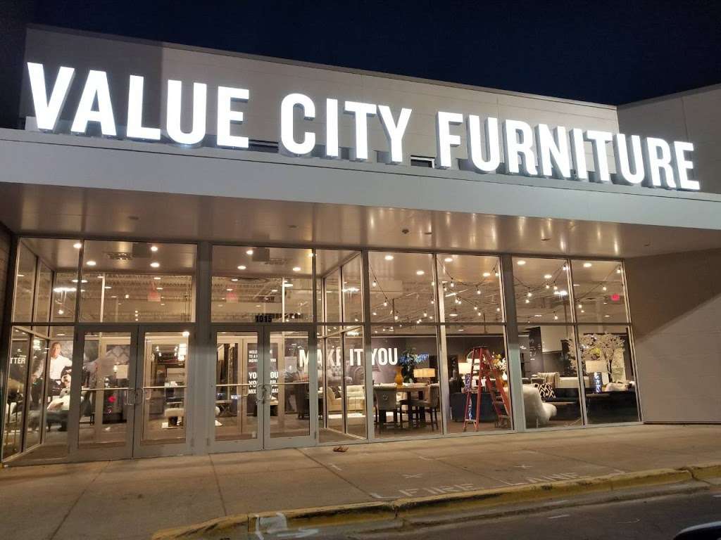 Value City Furniture | 1015 E Golf Rd, Schaumburg, IL 60173, USA | Phone: (847) 777-4225