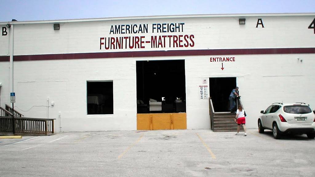 American Freight Furniture and Mattress | 4400 34th Street North Units H, I, St. Petersburg, FL 33714, USA | Phone: (727) 527-1000