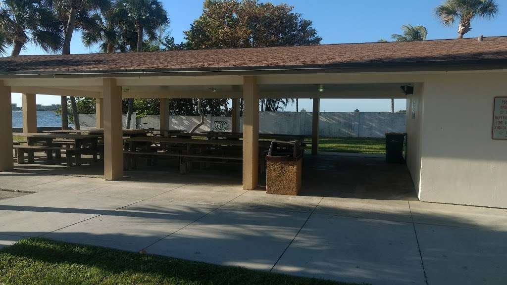 South Bryant Park | 100 S Golfview Rd, Lake Worth, FL 33460
