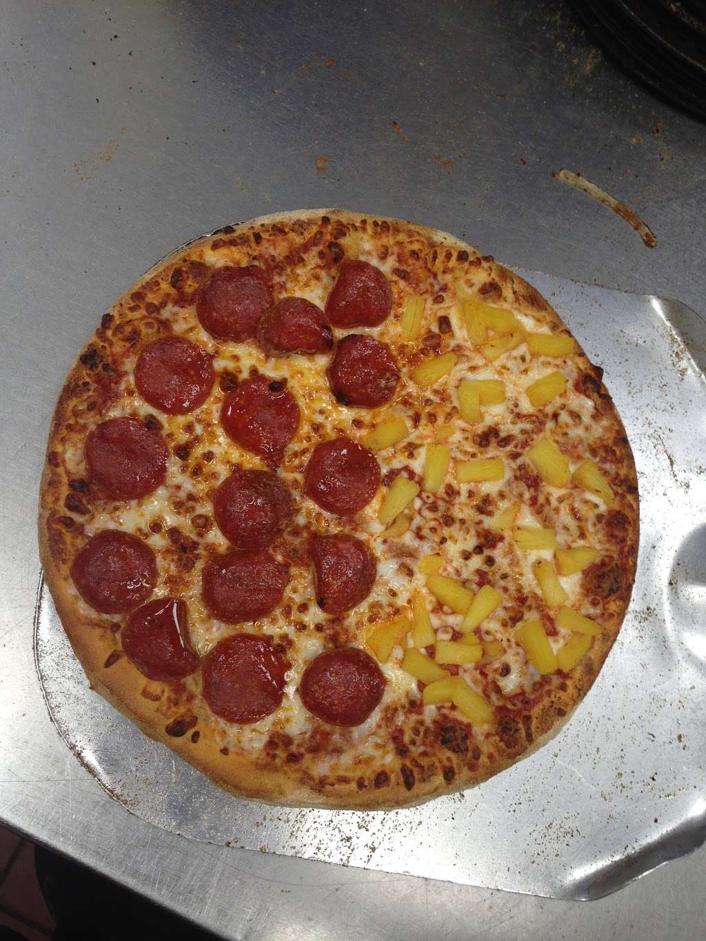 Dominos Pizza | 12521 Rockaway Blvd, South Ozone Park, NY 11420, USA | Phone: (718) 835-3030