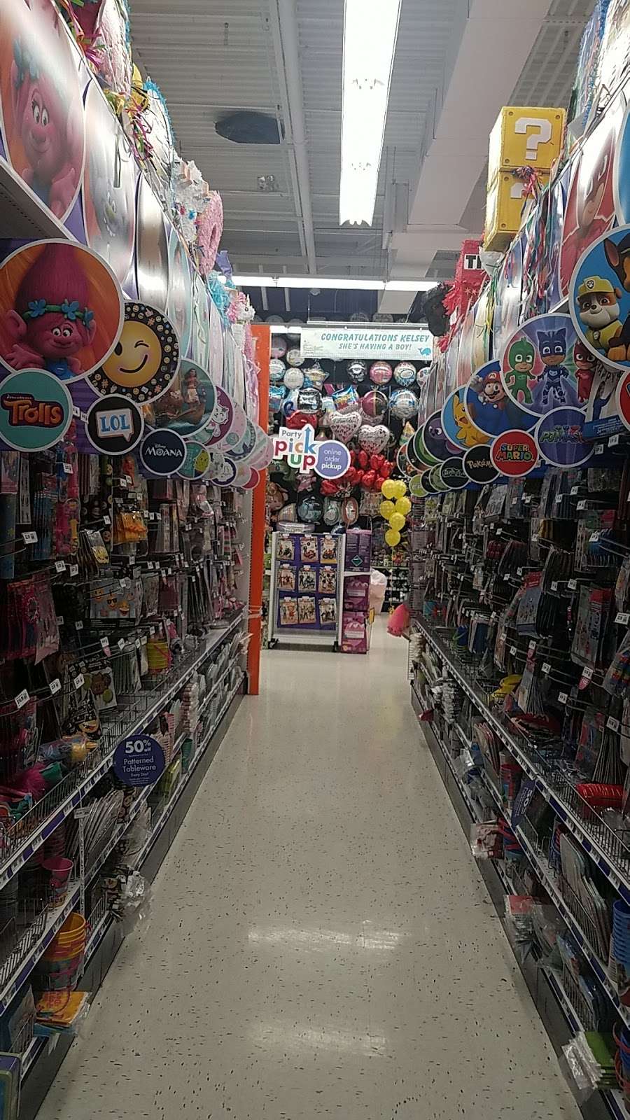 Party City | 1255 Raritan Rd Unit #710, Clark, NJ 07066, USA | Phone: (732) 381-0350