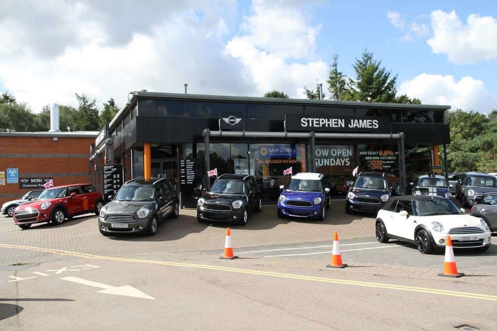 Stephen James Ruxley MINI | Maidstone Road, Orpington, Sidcup DA14 5BG, UK | Phone: 020 8300 9008