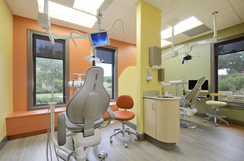 Austin Pediatric Dentistry: Liliana Lucas D.D.S. | 6618 Sitio Del Rio Blvd ste b102, Austin, TX 78730, USA | Phone: (512) 900-5437