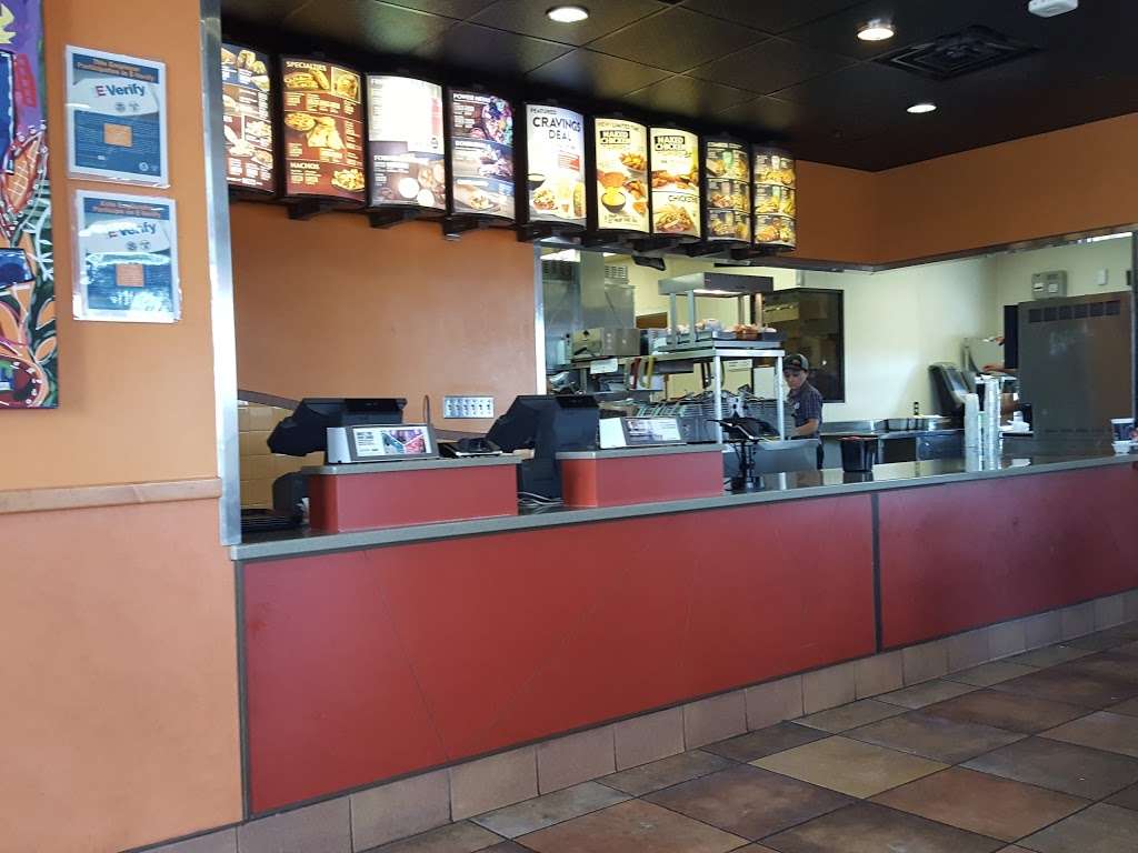 Taco Bell | 2015 Main St, Oakley, CA 94561, USA | Phone: (925) 625-2330