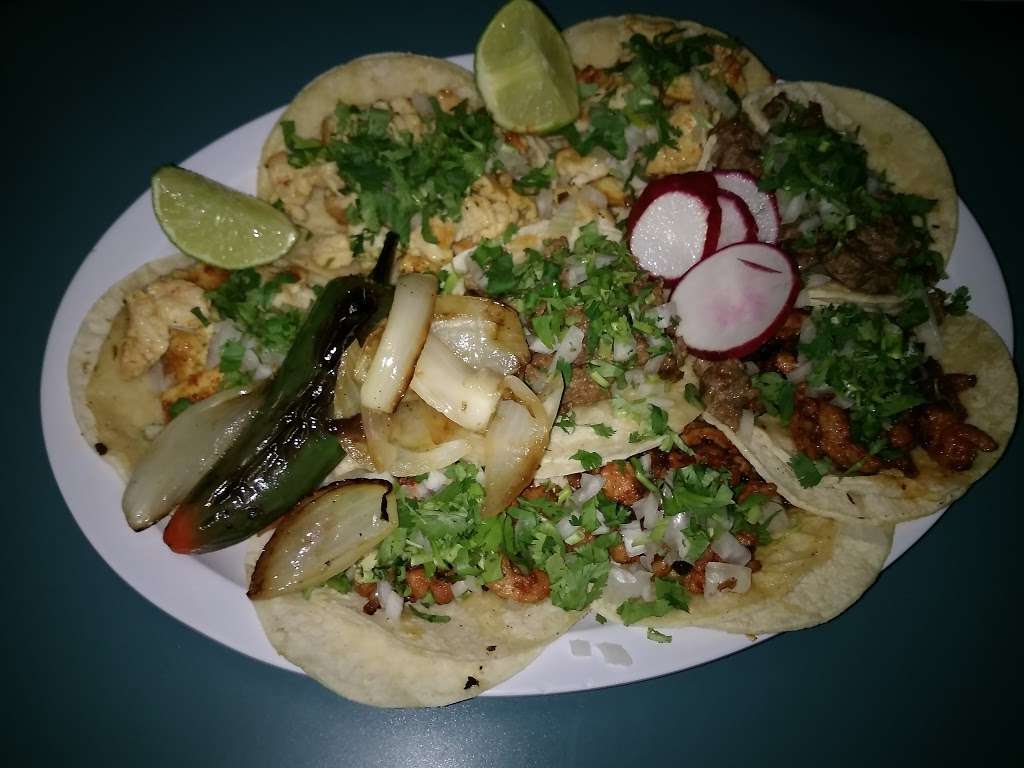 taqueria Valenzuela | 6051 Mission Boulevard, Riverside, CA 92509, USA | Phone: (909) 553-0280