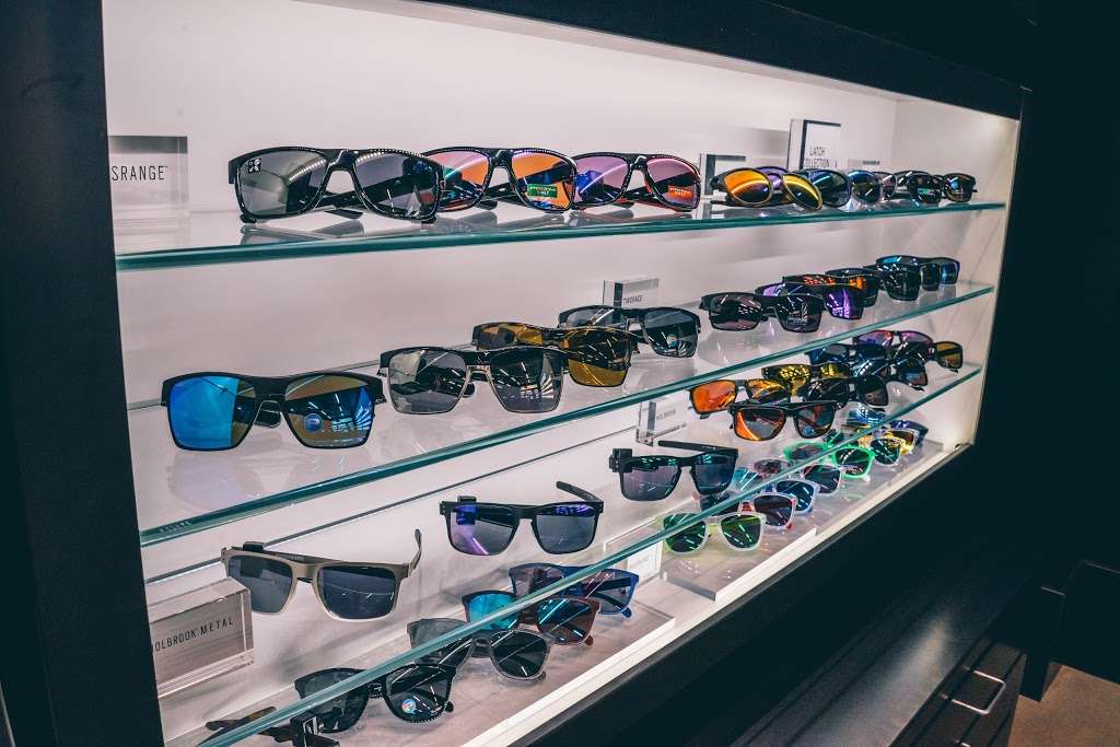 Oakley Store | 800 Boylston St #111, Boston, MA 02199, USA | Phone: (617) 587-5207