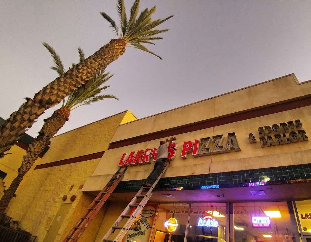 Larrys Pizza | 926 W Orangethorpe Ave, Fullerton, CA 92832 | Phone: (714) 871-3484