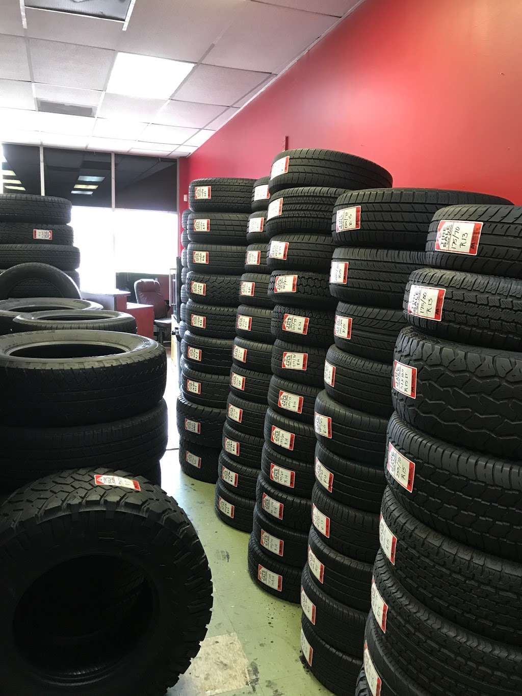 JB Tire Shop LLC | #B, 14884 Westheimer Rd, Houston, TX 77082, USA | Phone: (832) 208-7771