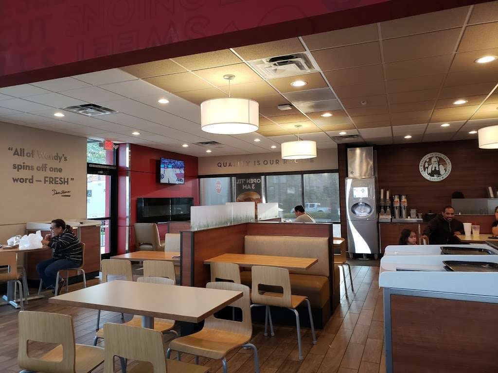 Wendys | 8810 S, Garfield Ave, S.Gate, CA 90280, USA | Phone: (562) 776-0204