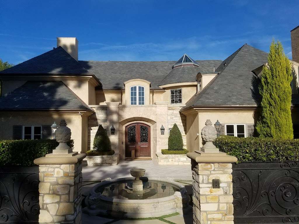 Coldwater Canyon Park | 1100 N Beverly Dr, Beverly Hills, CA 90210, USA | Phone: (310) 285-6820