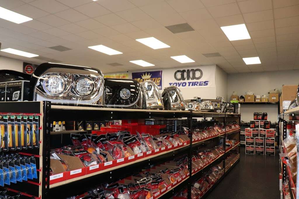 Truck Man Truck Parts and Tires | 1709 N Wayside Dr, Houston, TX 77020, USA | Phone: (713) 675-5500