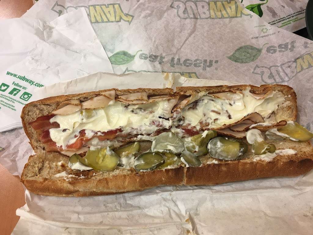 Subway Restaurants | 61 E Mt Pleasant Ave, Livingston, NJ 07039, USA | Phone: (973) 251-2458