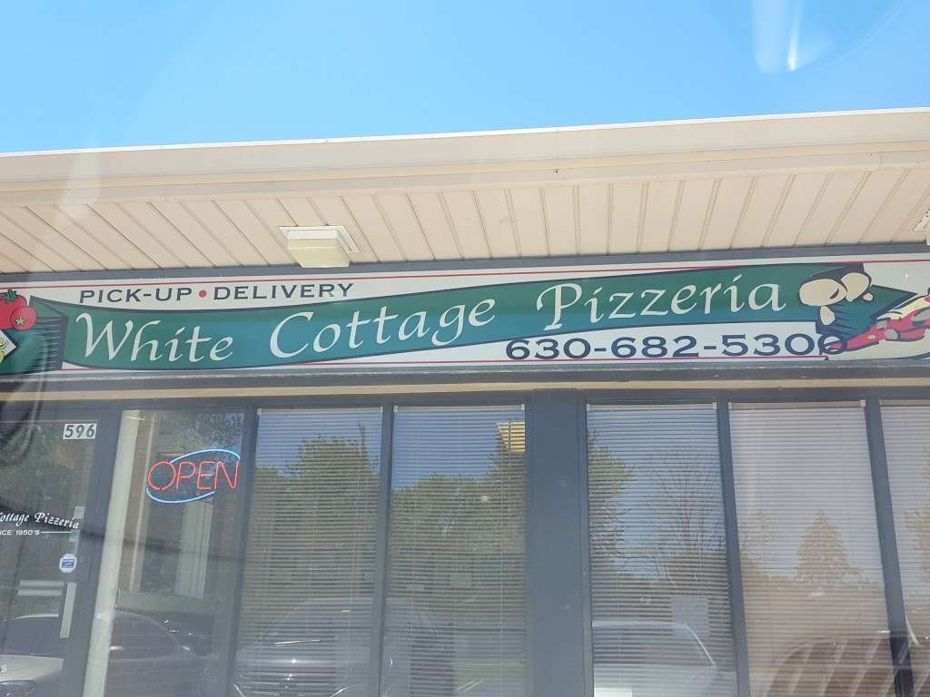 White Cottage Pizzeria | 596 Kuhn Rd, Carol Stream, IL 60188, USA | Phone: (630) 682-5300