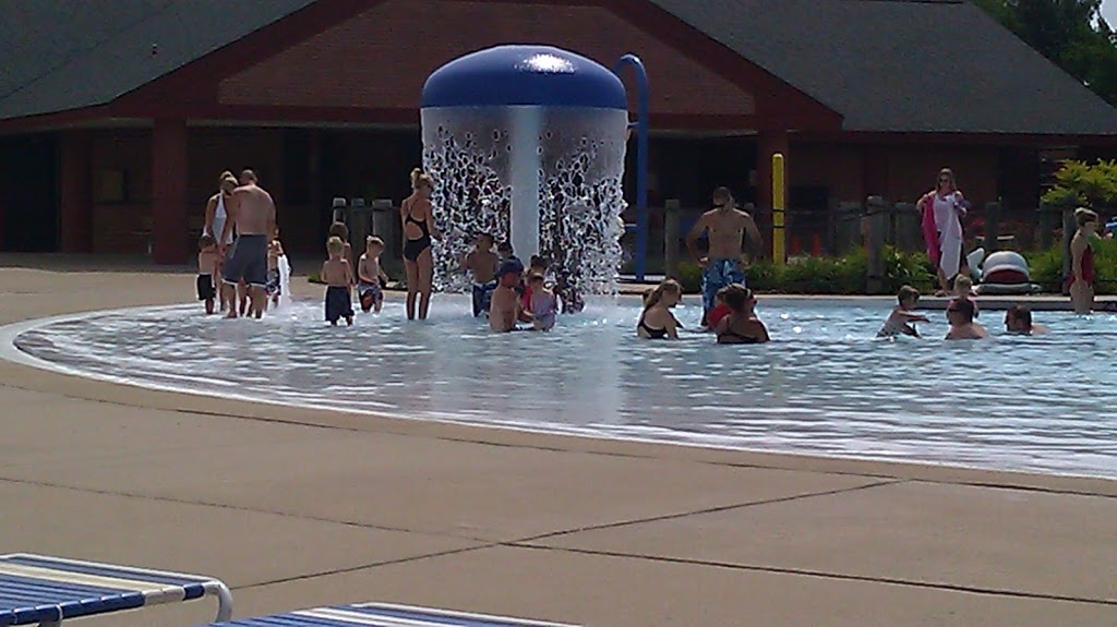 Tomahawk Aquatic Center | 24856 W Eames St, Channahon, IL 60410, USA | Phone: (815) 467-7946