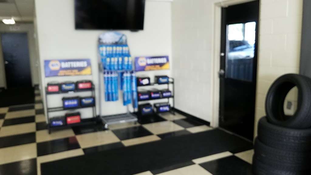 Just Tires | 801 Lincoln Blvd, Venice, CA 90291, USA | Phone: (310) 399-9111