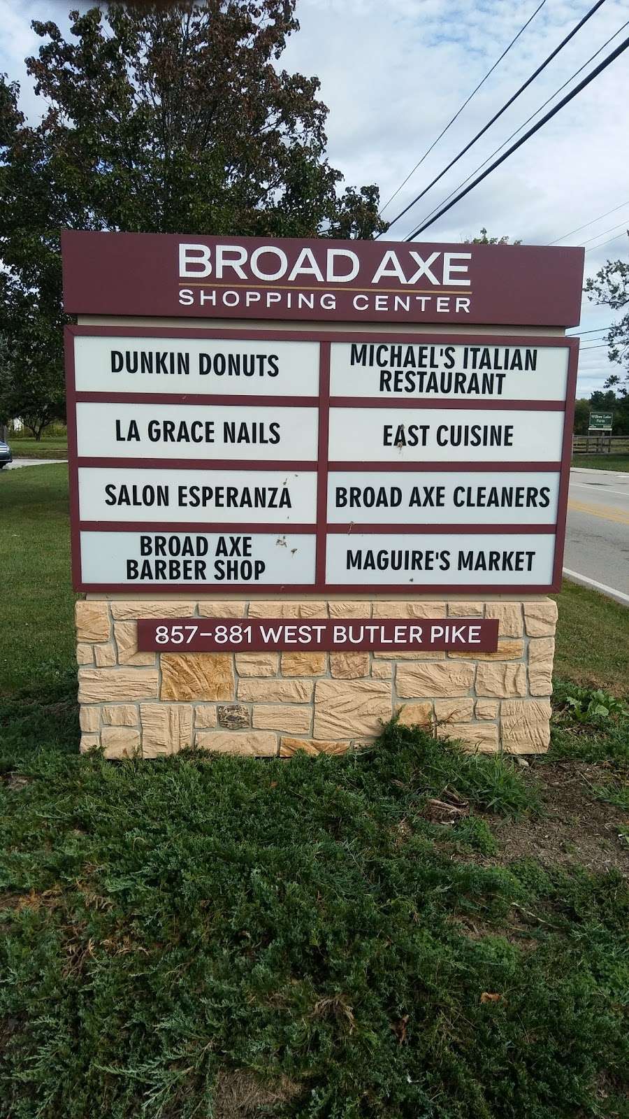 Broad Axe Shopping Center | W Butler Ave, Ambler, PA 19002