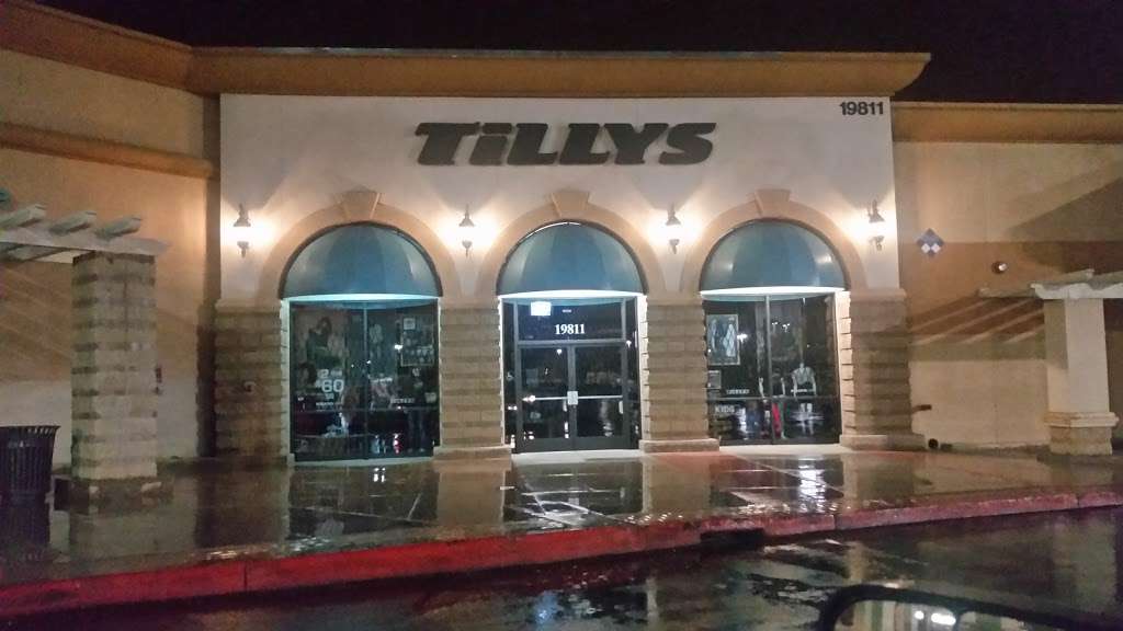 Tillys | 19811 Rinaldi St, Porter Ranch, CA 91326 | Phone: (818) 368-9908