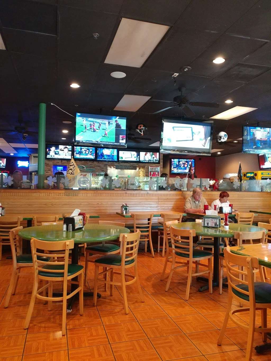 Beef O Bradys | 1817 E Broadway St, Oviedo, FL 32765, USA | Phone: (407) 366-2333