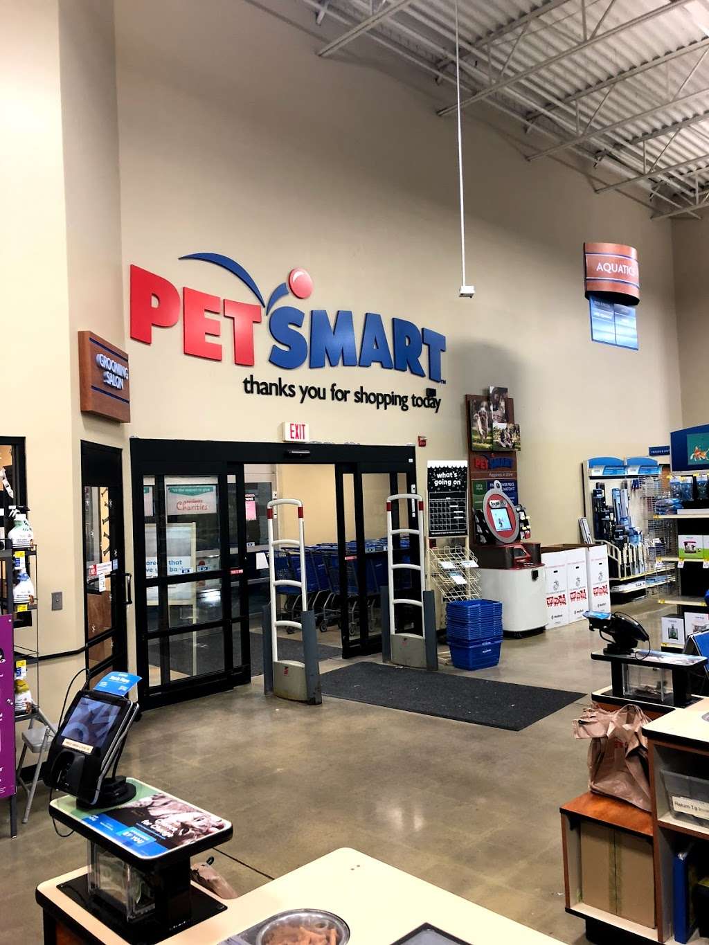 PetSmart | 17740 Garland Groh Blvd, Hagerstown, MD 21740 | Phone: (301) 665-2820