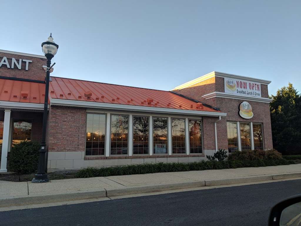 M&M Restaurant | 2402 Brandermill Blvd, Gambrills, MD 21054, USA | Phone: (443) 302-2747