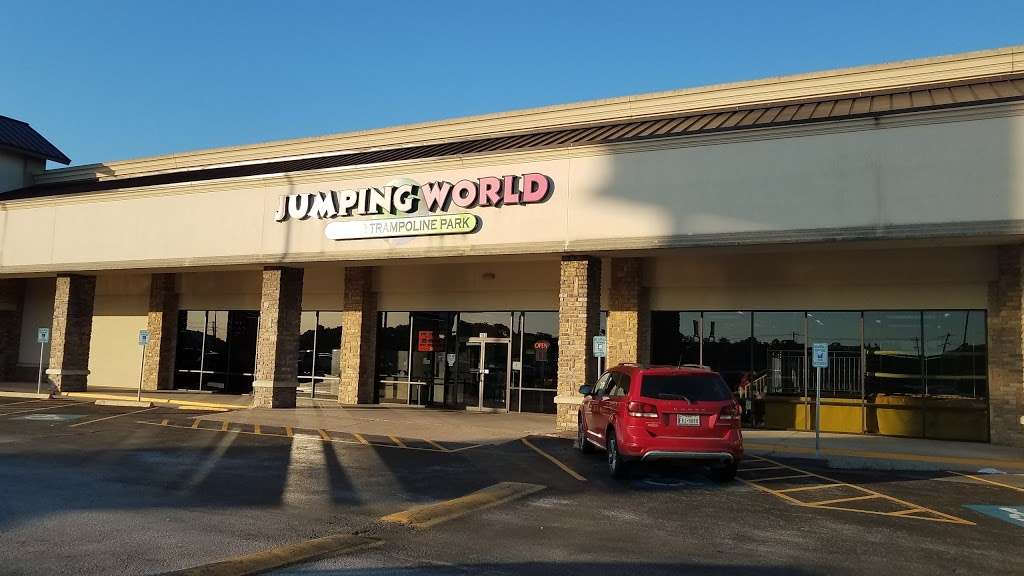 Jumping World League City | 100 Gulf Fwy N, League City, TX 77573, USA | Phone: (281) 724-0760