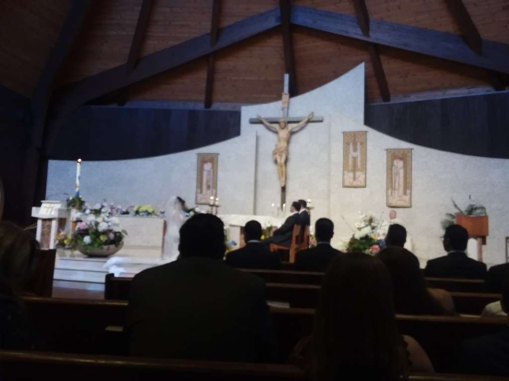 St. Frances de Chantal Church | 1309 Wantagh Ave, Wantagh, NY 11793, USA | Phone: (516) 785-2333