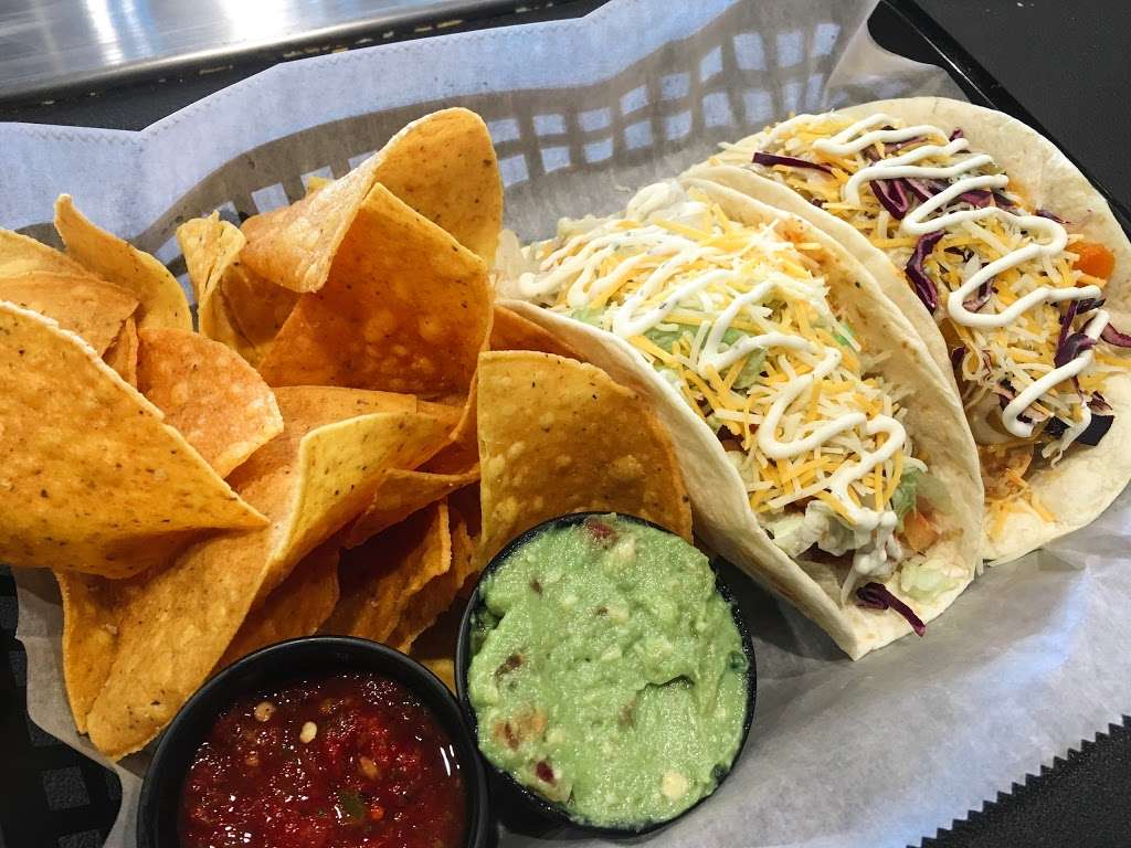 Tacoholics | 1820 Lanes Mill Rd, Brick, NJ 08724 | Phone: (732) 458-8226