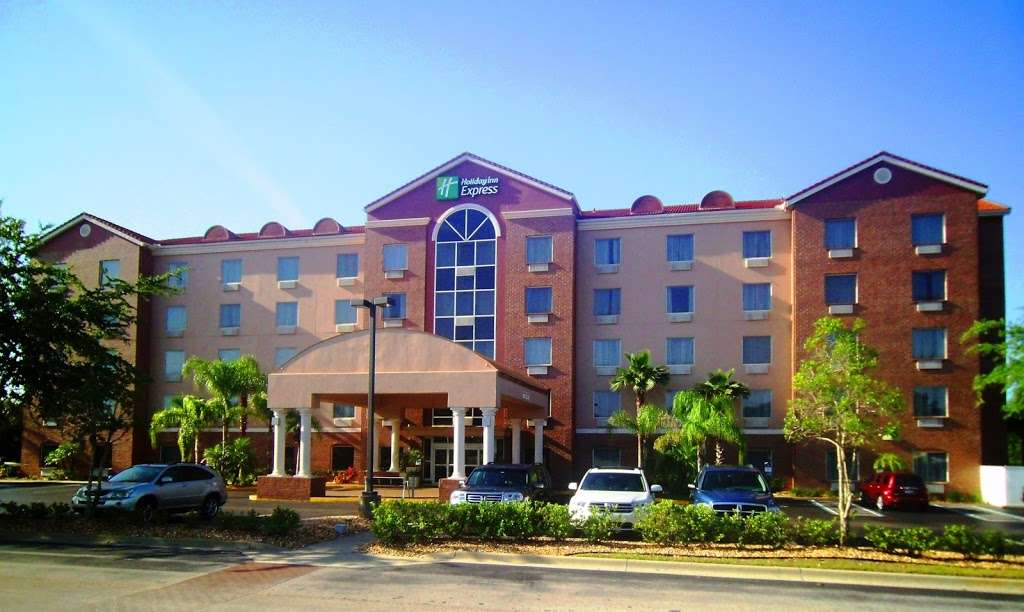 Holiday Inn Express & Suites Orange City - Deltona | 1330 Saxon Blvd, Orange City, FL 32763, USA | Phone: (386) 917-0004