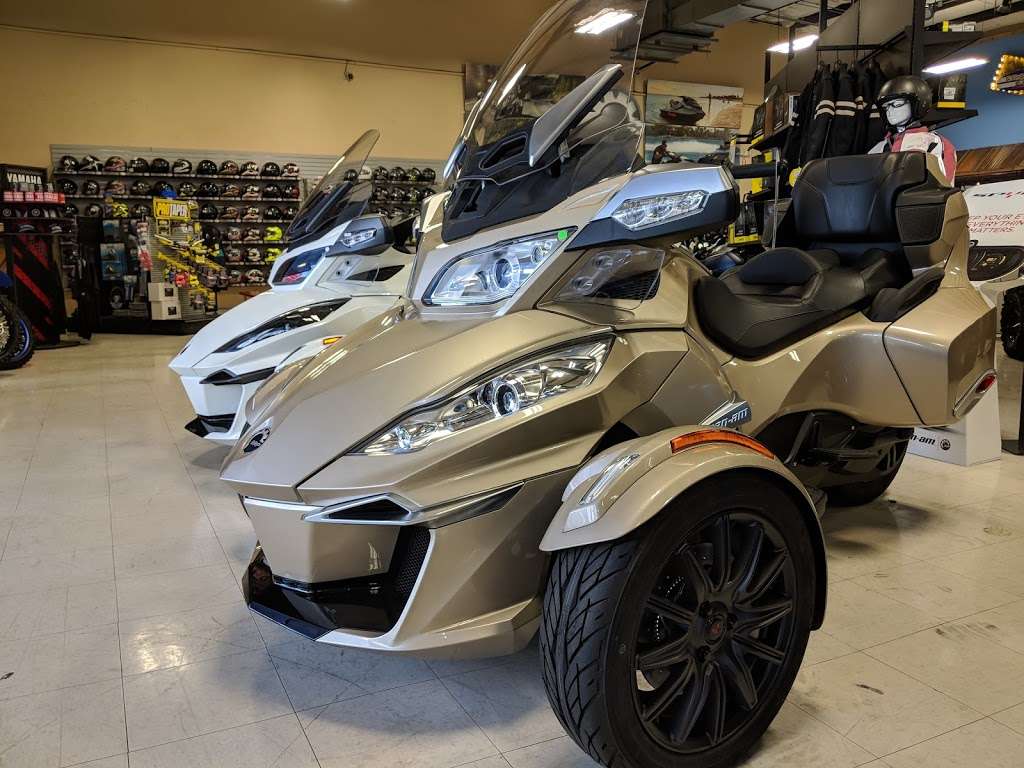 Freedom Powersports Lewisville | 1320 S Stemmons Fwy, Lewisville, TX 75067 | Phone: (972) 420-4000