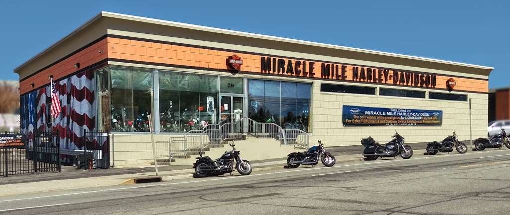 Miracle Mile Harley-Davidson | 215 Northern Blvd, Great Neck, NY 11021, USA | Phone: (516) 466-8800