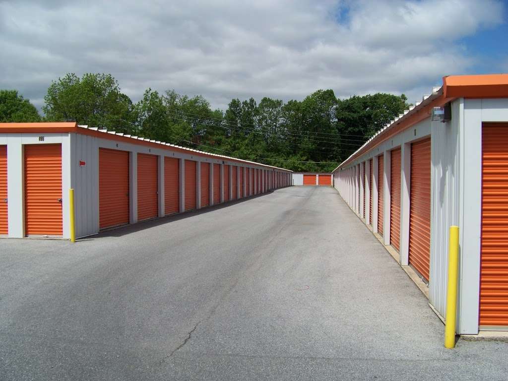 Self Storage Station | 331 Brown St, Duryea, PA 18642, USA | Phone: (570) 328-2534