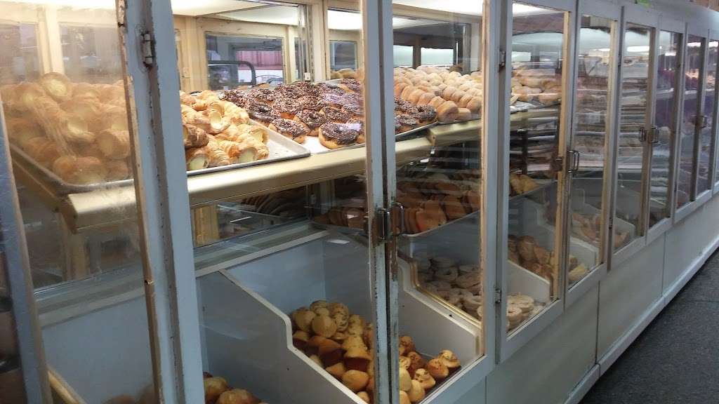 Leslys Bakery | 4403 Telephone Rd, Houston, TX 77087, USA | Phone: (713) 649-0179