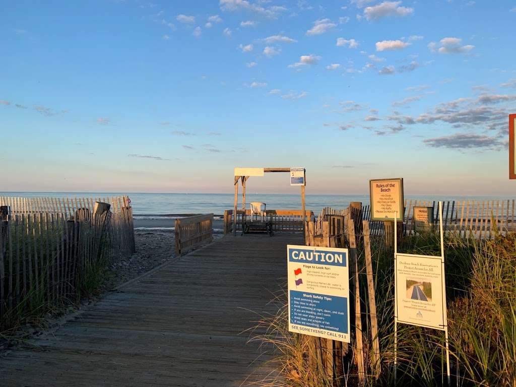 Duxbury Beach Park | 260 Gurnet Rd, Duxbury, MA 02332, USA | Phone: (781) 837-3112